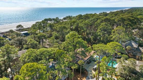 4th Row Beach House - Private Pool & Screened Porch - 10 Oyster Catcher Rd